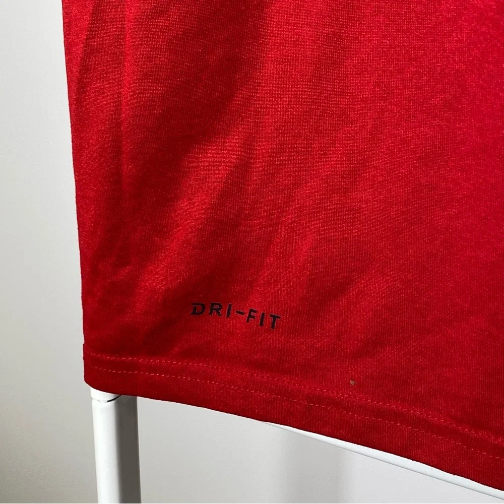 Nike Dri-Fit T Shirt - Picture 5 of 7